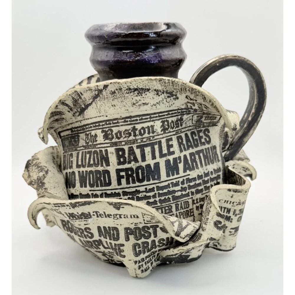 🏺📰 VTG Ron Krogh Pottery Newspaper Collage Pitcher 📰🏺